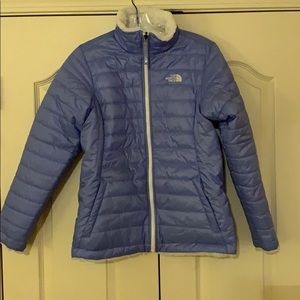 Reversible North Face puffer coat w/ fuzzy lining